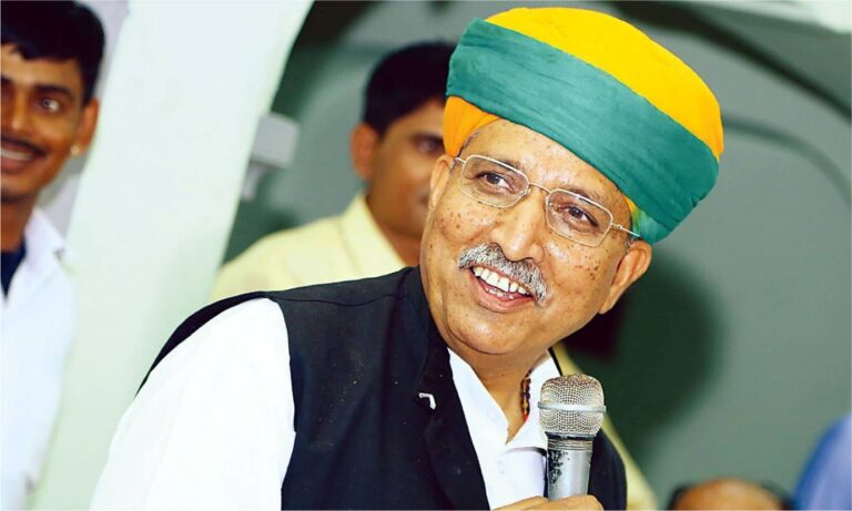 बीकानेर में अर्जुन मेघवाल अपनों की आंख का कांटा क्यों बन गए हैं?