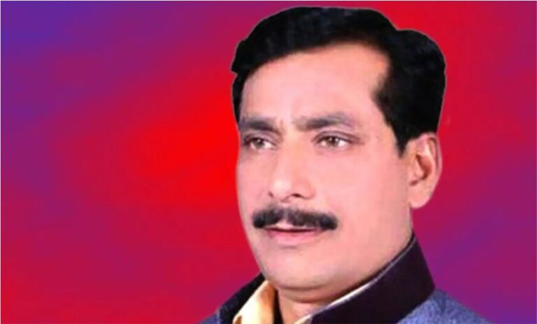 उत्तर प्रदेश: योगीराज में खूनी होली, भाजपा विधायक को गोली मारी