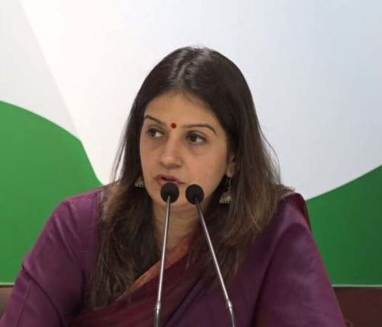 कांग्रेस में गुंडों को तवज्जो दी जा रही है: प्रियंका चतुर्वेदी