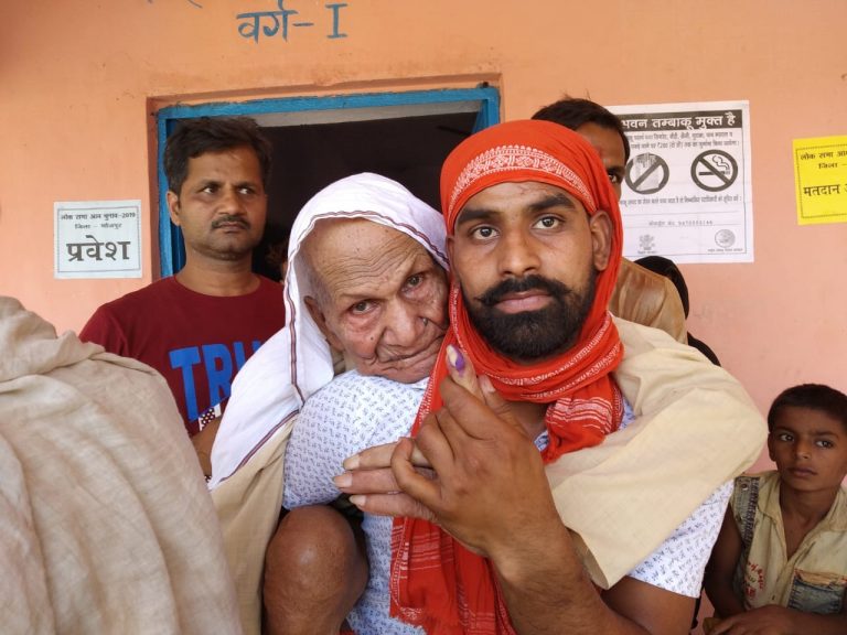 चुनाव के आखिरी चरण में 60.21 फीसदी मतदान, बंगाल फिर टॉप पर