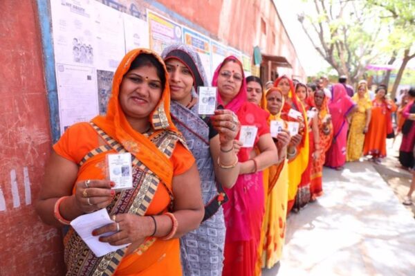 पांच चरण के मतदान के बाद देश में गठबंधन सरकार के आसार