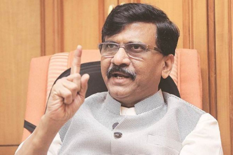 महाराष्ट्र में सरकार बनाने के दावों पर बढ़ी तल्खी, राउत ने कहा ‘लिखकर ले लीजिए मुख्यमंत्री शिवसेना का ही होगा’