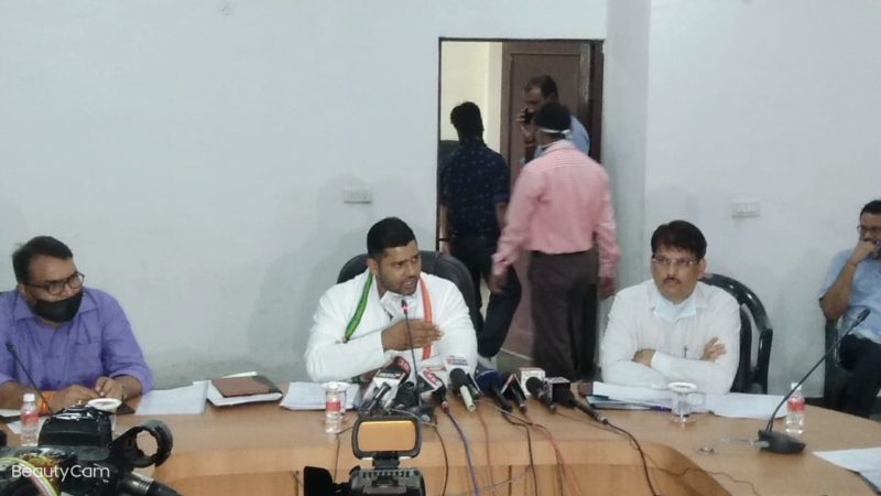 खेल मंत्री अशोक चांदना