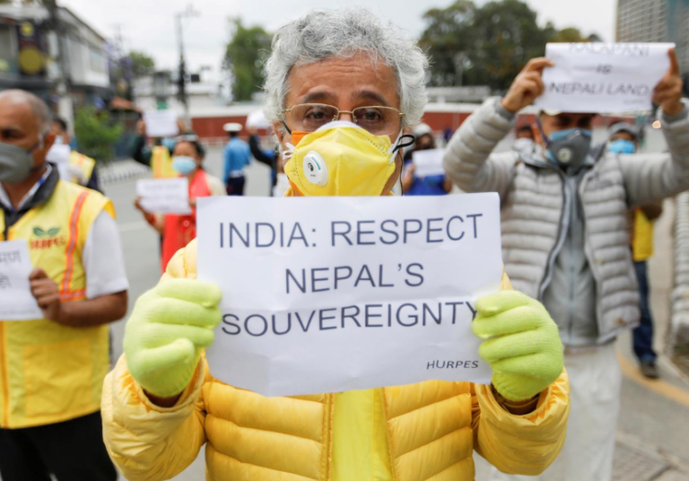 नेपाल में अब राष्ट्रवाद का मतलब है, केवल भारत विरोधी अभियान, आखिर क्यों बिगड़े हमारे रिश्ते?