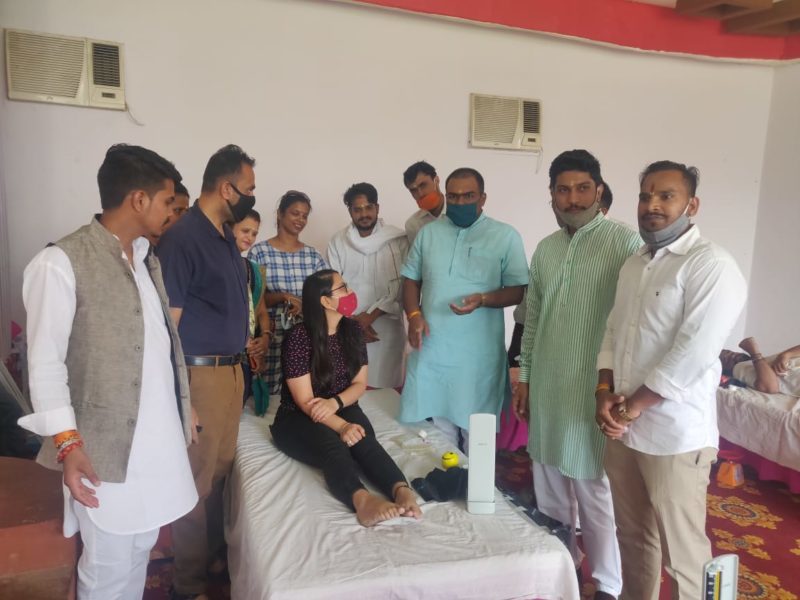 इंजीनियर्स ने रक्तदान कर किया कोरोना वॉरियर्स का सम्मान