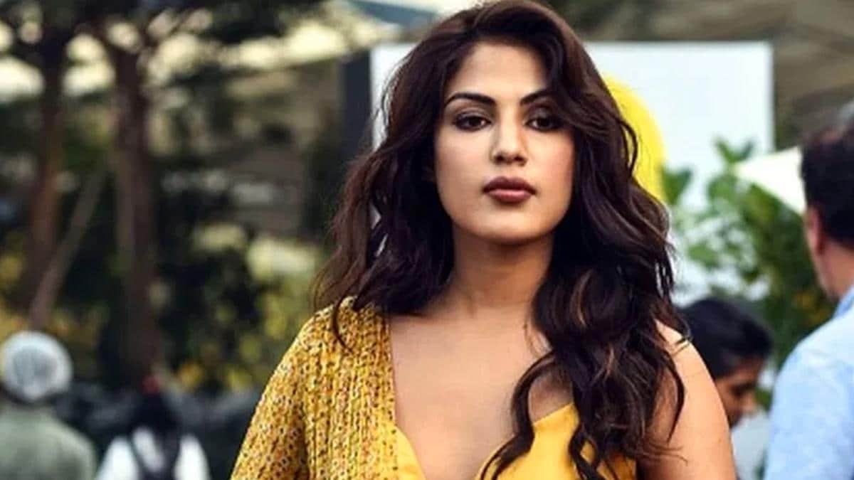 Rhea Chakraborty 4 Sixteen Nine