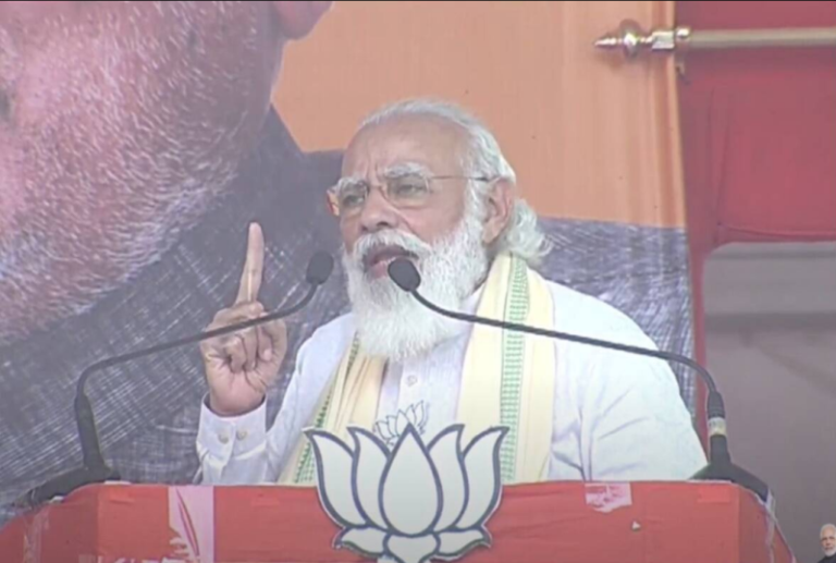 पीएम मोदी ने तेजस्वी को बताया ‘जंगलराज का युवराज’, बोले- छट गया ‘लालटेन’ का अंधेरा