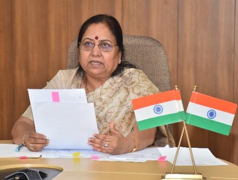 उत्तराखंड की राज्यपाल बेबी रानी मौर्य कोरोना संक्रमित, कोरोना रिपोर्ट पॉजिटिव आने के बाद AIIMS ऋषिकेश में कराया भर्ती, खुद ट्वीट कर दी जानकारी, पहले किया था सेल्फ आइसोलेट, तबीयत बिगड़ने पर कराया अस्पताल में भर्ती, संपर्क में आए लोगों से कोरोना टेस्ट कराने का किया आग्रह