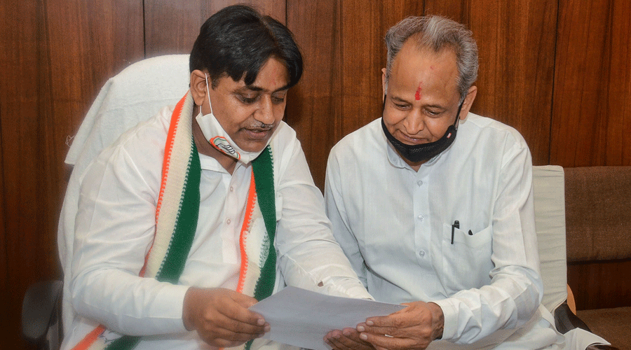 Ashok Gehlot With Govind Singh Dotasara