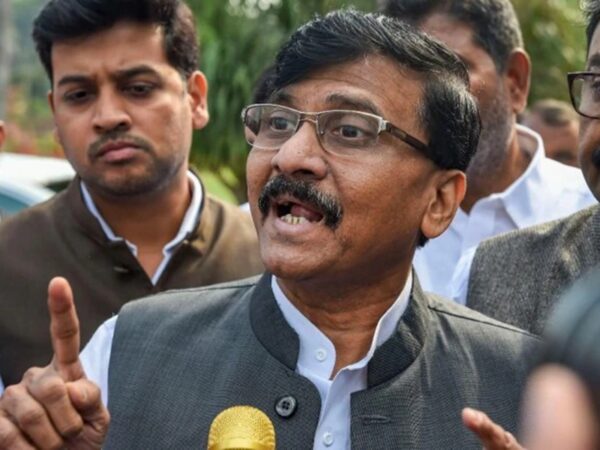 महाराष्ट्र में राष्ट्रपति शासन लगाने की अटकलों पर शिवसेना नेता संजय राउत का बड़ा बयान