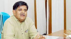 'कोई भी व्यक्ति तिलक लगाकर सामने आ जाए तो नहीं बन सकता मुख्यमंत्री'