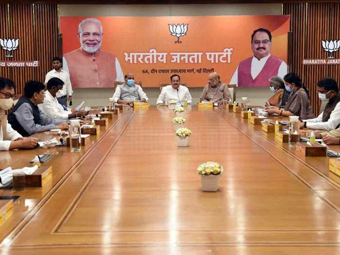 आने वाले चुनावों की तैयारी में जुटी भाजपा, जेपी नड्डा ने केन्द्रीय मंत्रियों के साथ किया महामंथन