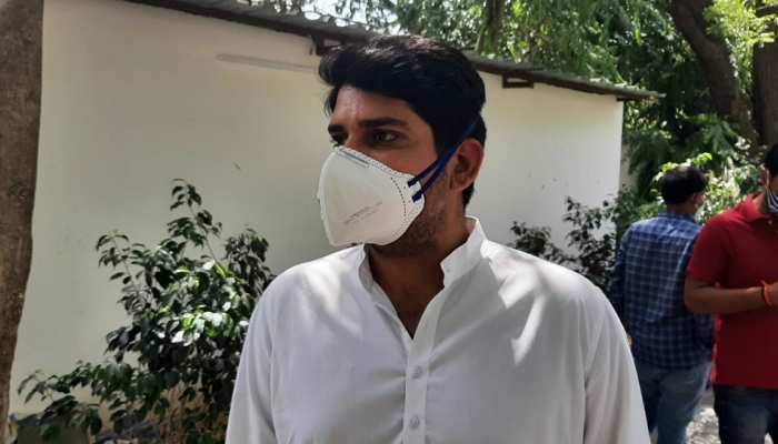 'जनता जनार्दन के दिल में बसते हैं पायलट'- भाकर