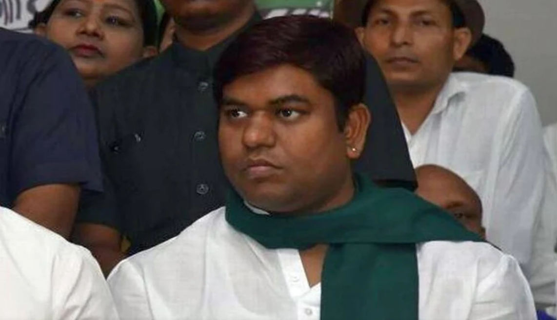 'सन ऑफ मल्लाह' मुकेश सहनी अब यूपी चुनाव के रण में