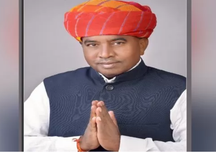 फर्जी मार्कशीट से पत्नी को चुनाव लड़ा बुरे फंसे अमृत लाल(File Photo)