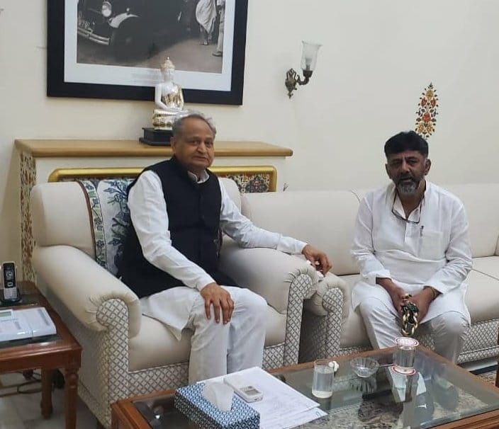 डीके शिवकुमार भी गए अब फिर आएंगे माकन