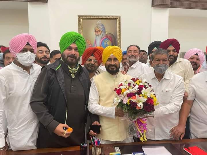 ताजपोशी के बाद एक्शन में CM चन्नी