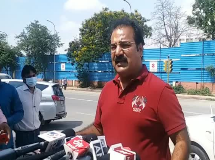 भाजपा नेताओं ने मोदी की माला जपना किया बंद- खाचरियावास