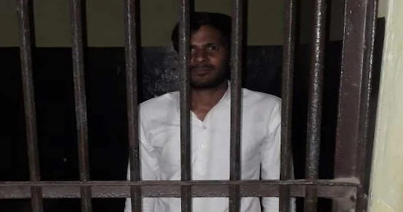 गंगाजल छिड़ककर शुद्ध करने वाला सपा नेता गिरफ्तार