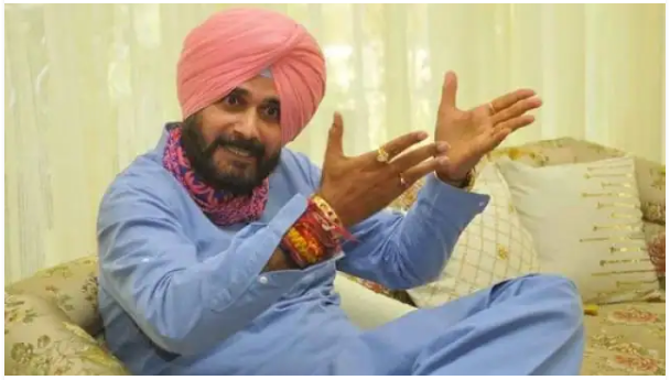 पंजाब में इस्तीफों की झड़ी