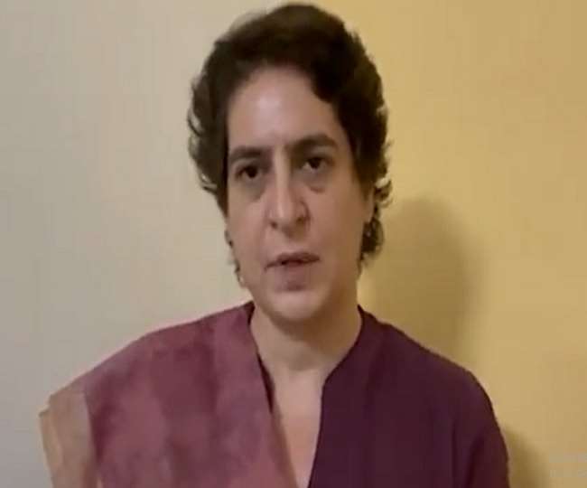 प्रियंका गांधी को किया गया रिहा(FILE PHOTO)