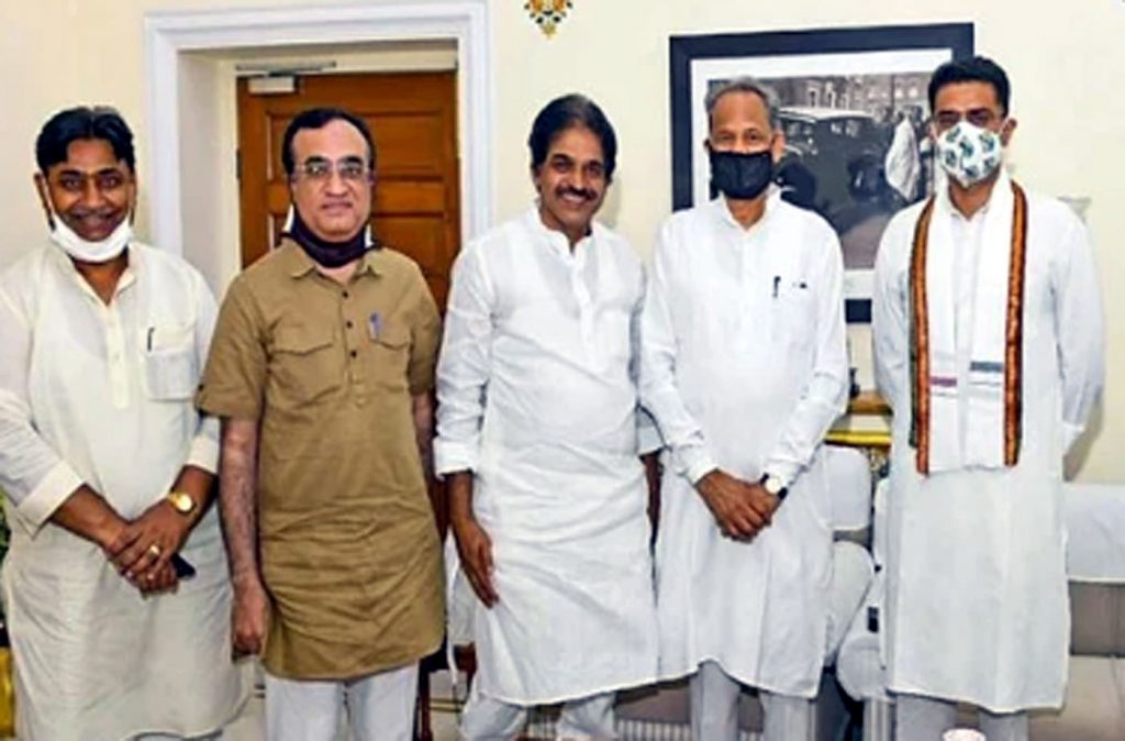 उपचुनाव के 'रण' में कांग्रेस ने उतारे 20 स्टार प्रचारक