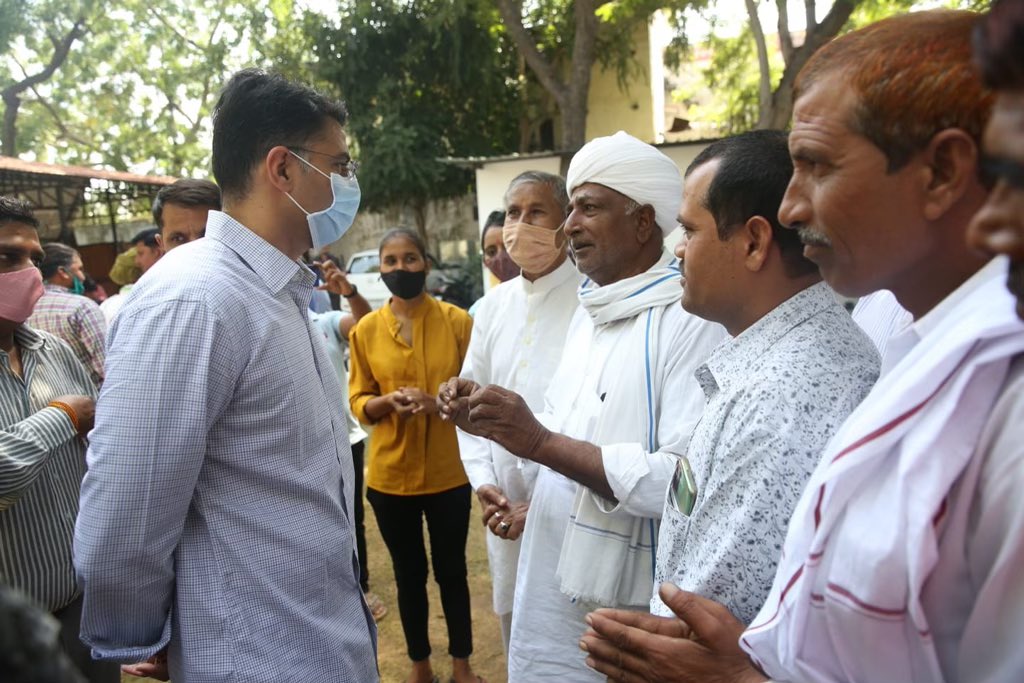 पायलट की जनसुनवाई में उमड़ा जनसैलाब