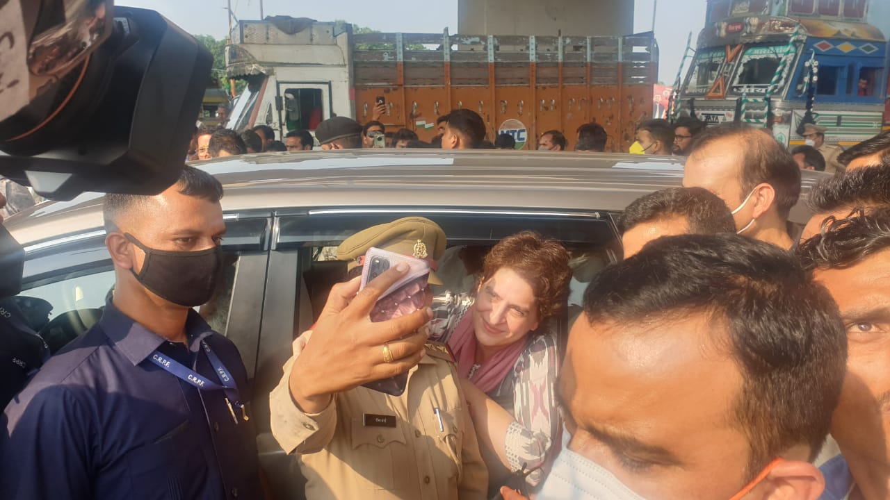 लखीमपुर से सबक ले चुकी योगी सरकार ने प्रियंका गांधी को आगरा जाने की दी परमिशन