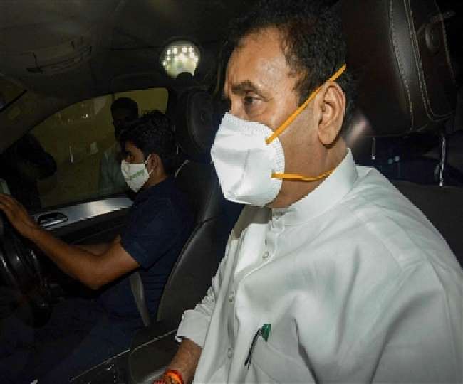 100 करोड़ वसूली मामले में ED की सबसे बड़ी कार्रवाई