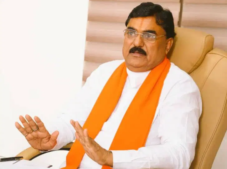 3 साल के भीतर देश से गरीबी हो जाएगी गायब