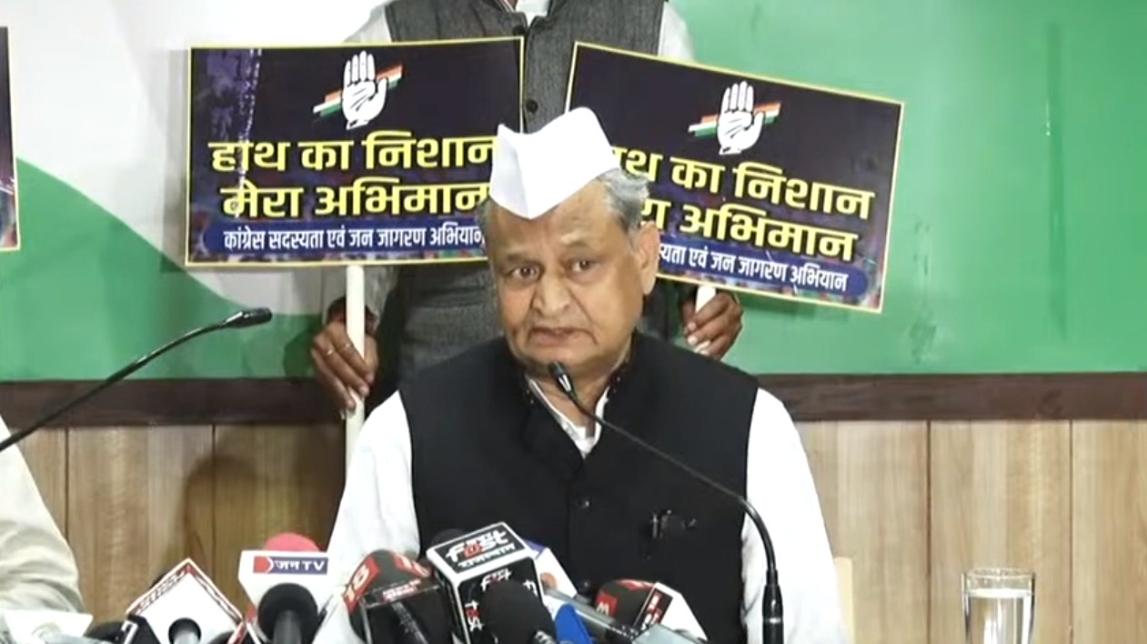 कांग्रेस कार्यकर्ता अब घर-घर जाकर करेंगे जनजागरण- गहलोत