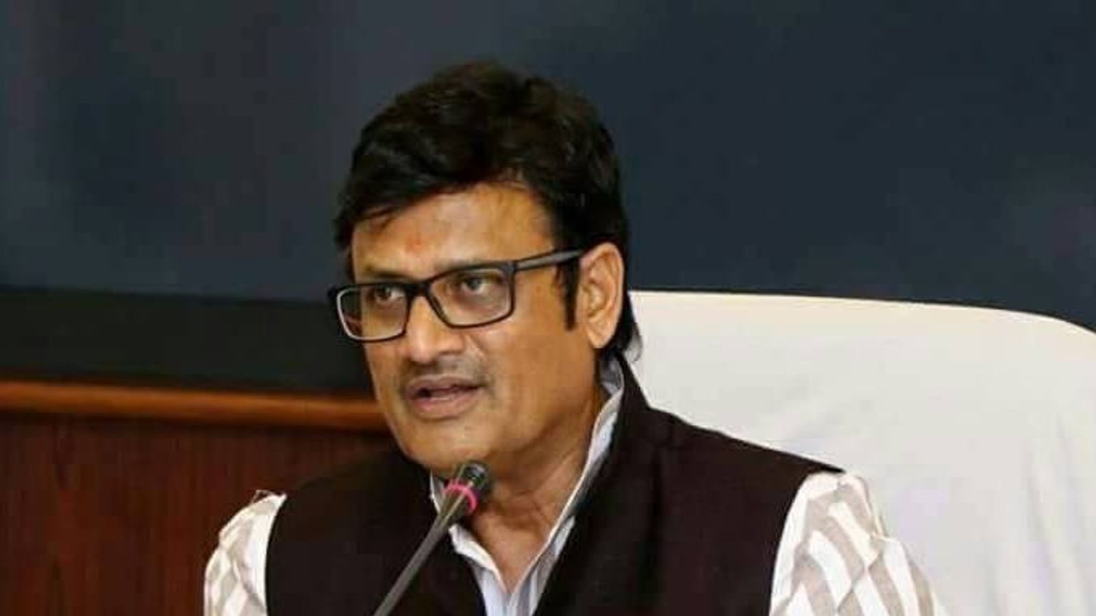 खुर्शीद-अल्वी के हिंदुत्व वाले बयानों पर भड़के राठौड़