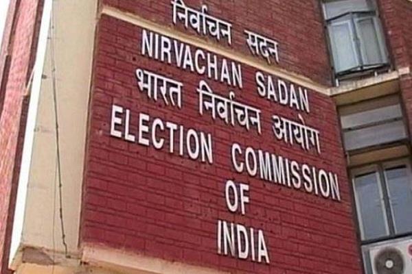 ओमिक्रॉन का खतरा, केन्द्रीय स्वास्थ्य सचिव और EC की बैठक जारी