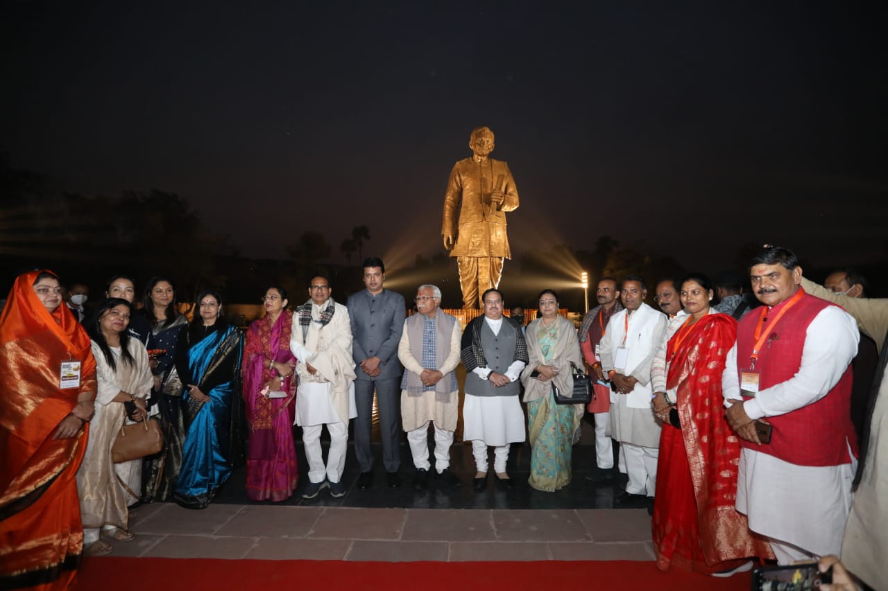 BJP शासित राज्यों के मुख्यमंत्री आज 'रामलला' की शरण में