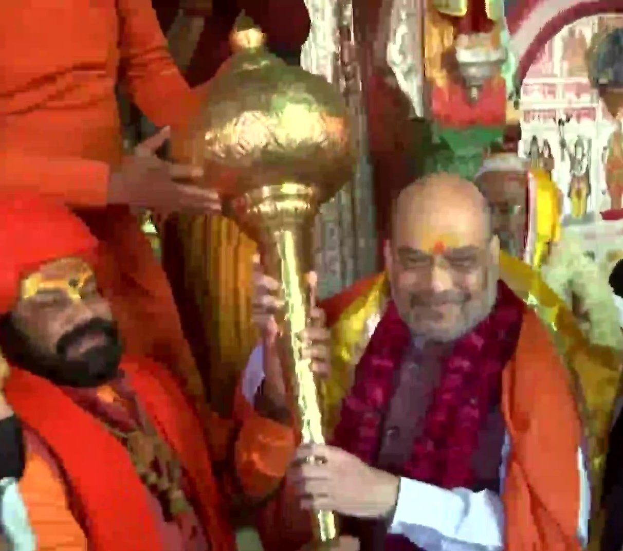 अमित शाह ने अयोध्या में रामलला-हनुमानगढ़ी के किए दर्शन