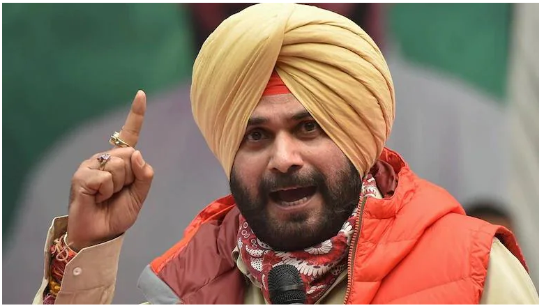 हाईकमान होशियार है, सही वक्त पर करेगा फैसला- सिद्धू