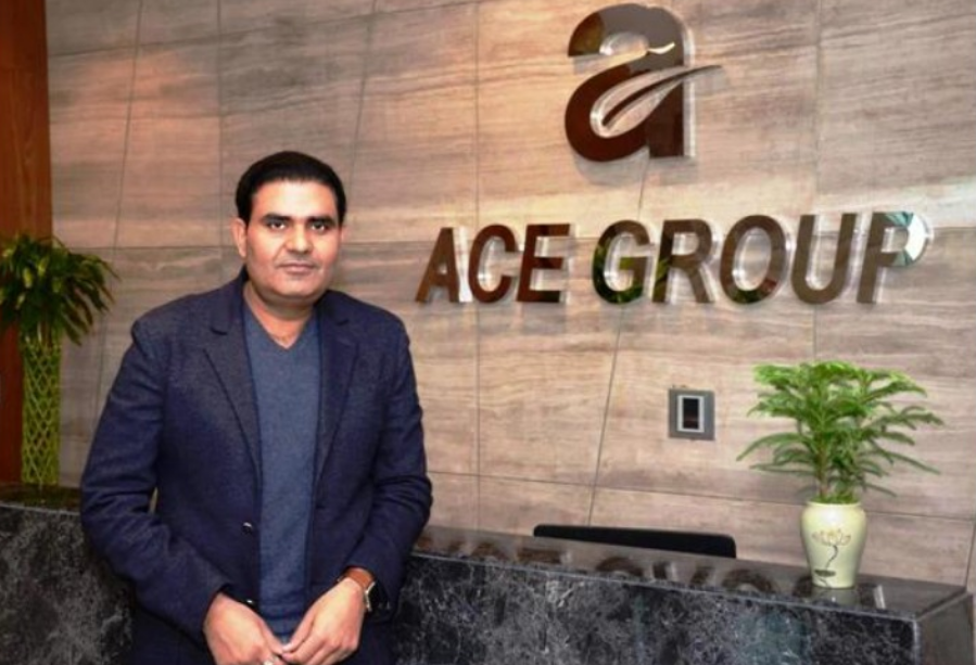 अखिलेश के एक और करीबी पर इनकम टैक्स का छापा