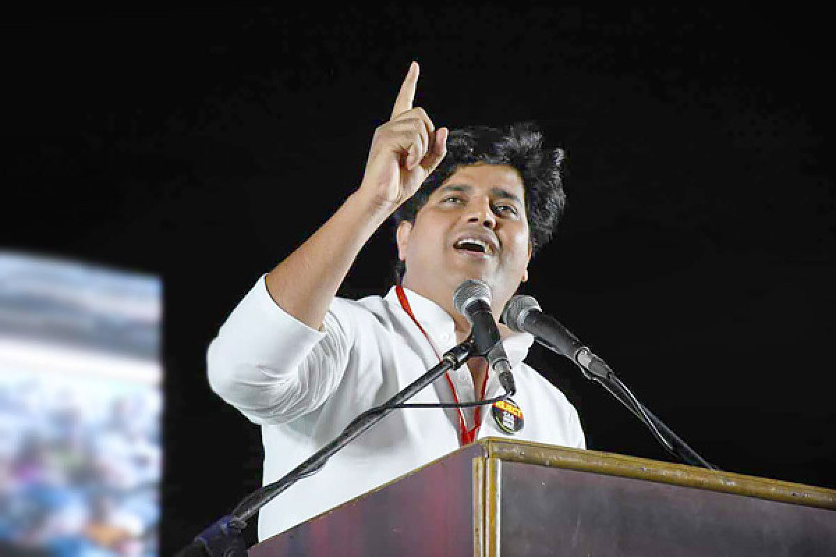 टूटेगा सपा की ठेकेदारी का दावा