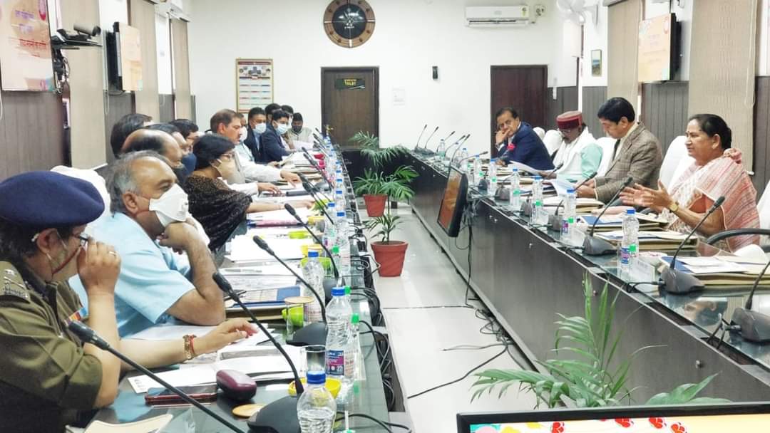 सांसद जसकौर मीणा ने रेलवे की बैठक में उठाई दौसा में डबल डेकर के ठहराव समेत विभिन्न मांगें