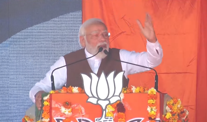 PM मोदी का केजरीवाल पर निशाना