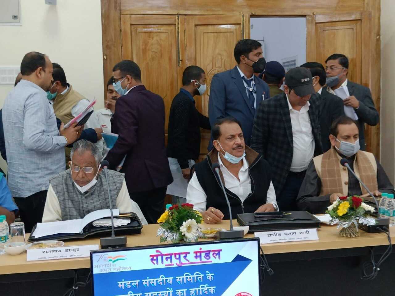 सांसद ने खोली रेलवे के दावों की पोल