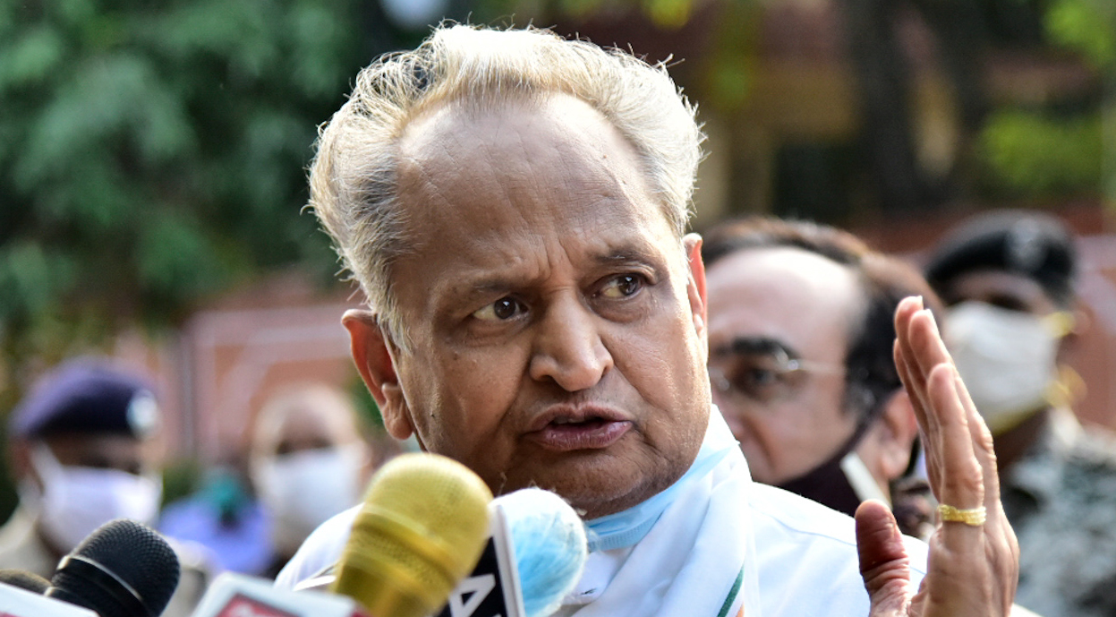 सीएम गहलोत ने साधा बीजेपी पर निशाना