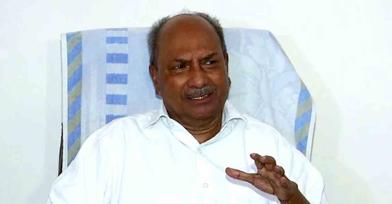 एंटनी का बड़ा बयान