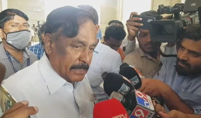 कर्नाटक में भी हुई क्रॉस वोटिंग