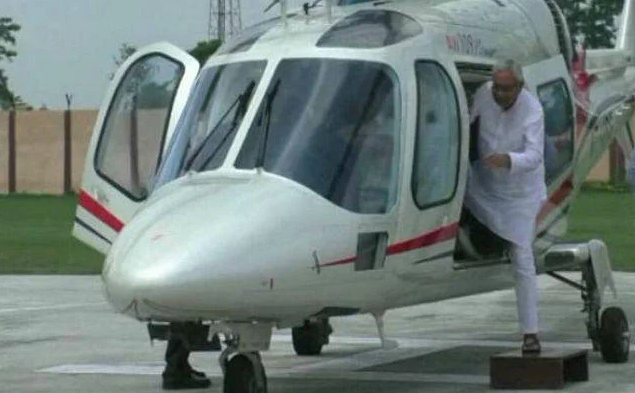 नीतीश कुमार के हेलीकाप्टर की कराई गई इमरजेंसी लैंडिंग
