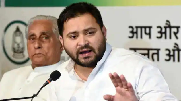 सोनिया से मुलाकात के बाद बोले तेजस्वी