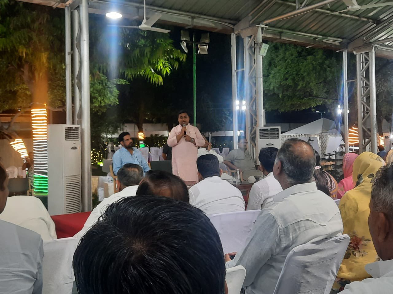 विधायक दल की बैठक हुई समाप्त