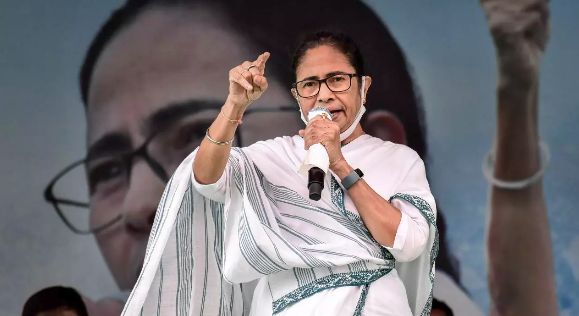 लंबी शांति के बाद ममता ने साधा बीजेपी पर निशाना