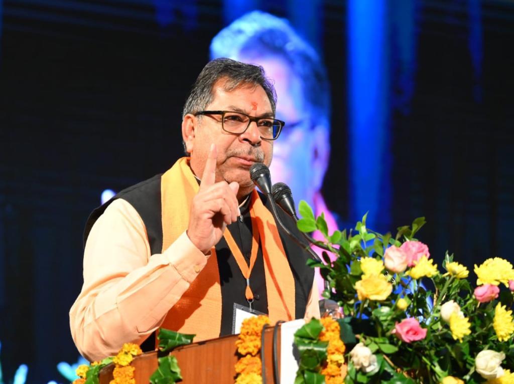 पूनियां के निशाने पर प्रदेश सरकार