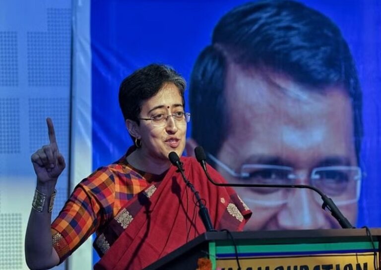 आतिशी बनेंगी आप की सर्वेसर्वा! मुख्यमंत्री कार्यभार संभालने की है तैयारी